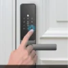 EZVIZ DL05 – Serrure Intelligente à Empreinte et Wi-Fi